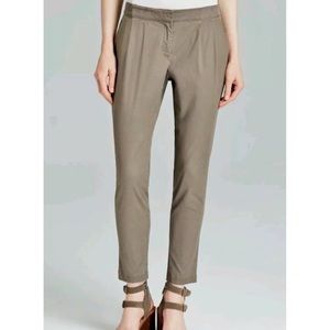 Eileen Fisher Pleated Twill Slouchy pant // Large